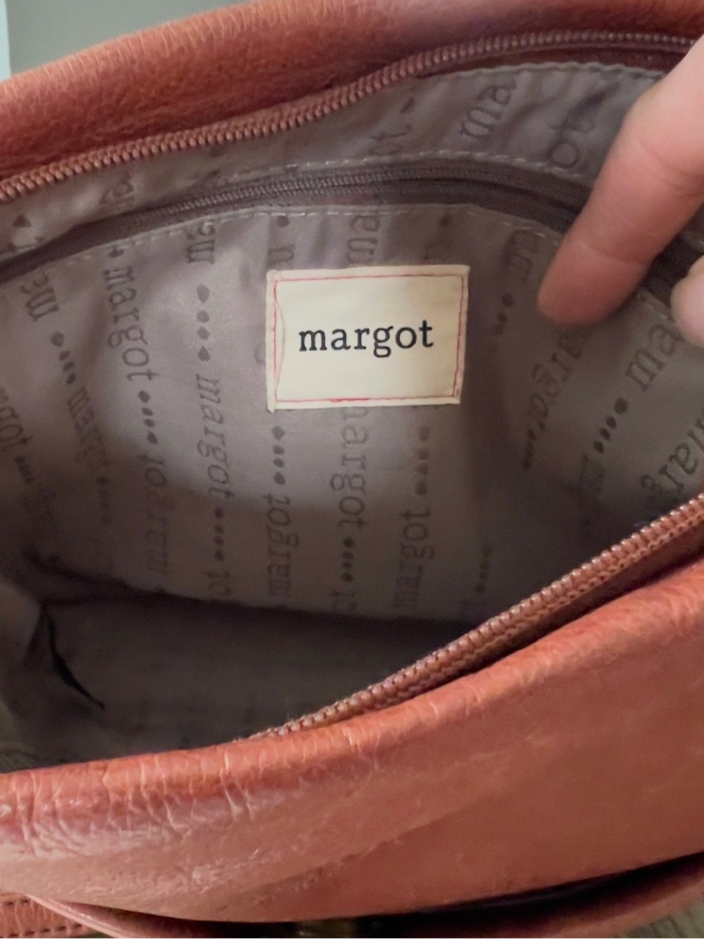margot New York Leather Saddle Bag - Cognac Brown - Picture 4 of 12